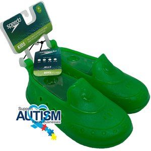 NWT's Speedo Kids Green Jelly Water Beach Summer Shoes Size 5/6 Small